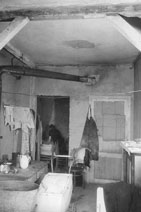 Feuchte Wohnung einer Flüchtlingsfamilie, 1949 (Foto: Stadtarchiv Münster)