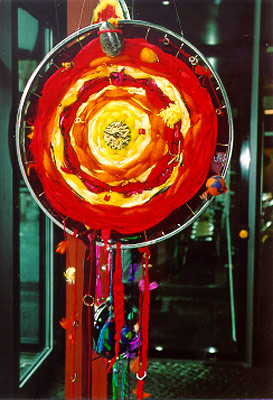 "Bunte Radfelgen in Regenbogenfarben"