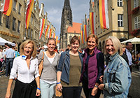 Helferinnen von Münster Marketing, aus dem Büro des Oberbürgermeisters und vom Presseamt